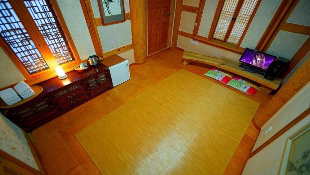 Kumwondang Jeonju Hanokstay Zewnętrze zdjęcie