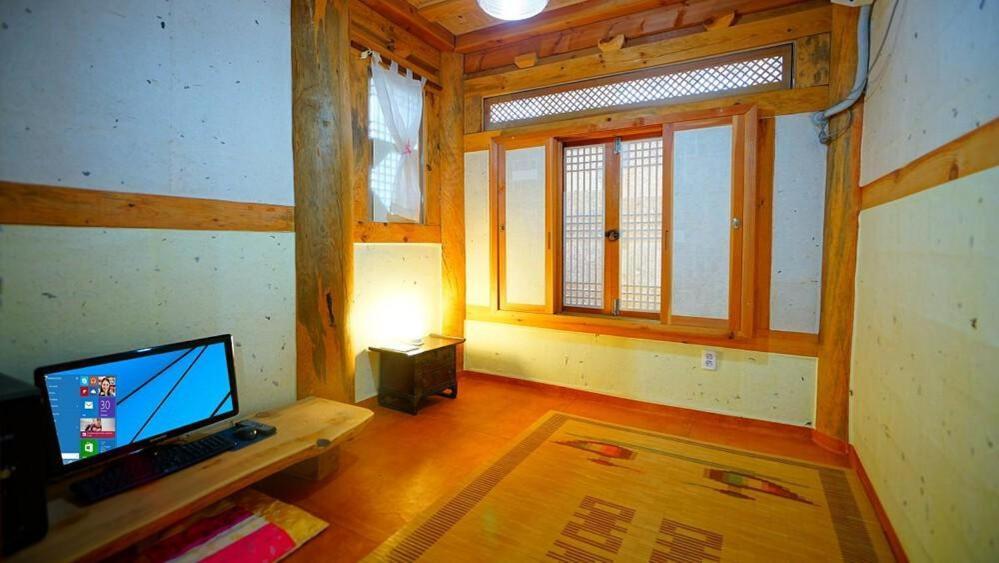 Kumwondang Jeonju Hanokstay Zewnętrze zdjęcie