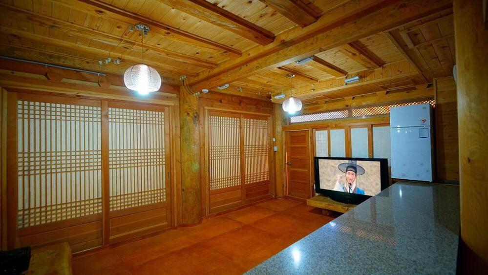 Kumwondang Jeonju Hanokstay Zewnętrze zdjęcie