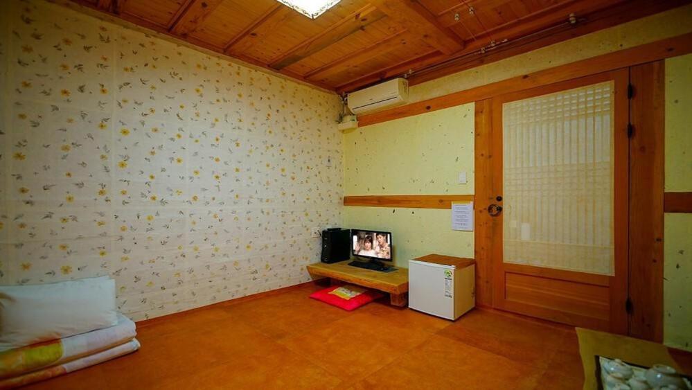 Kumwondang Jeonju Hanokstay Zewnętrze zdjęcie